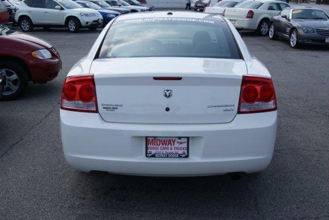 Dodge Charger 2010 photo 2