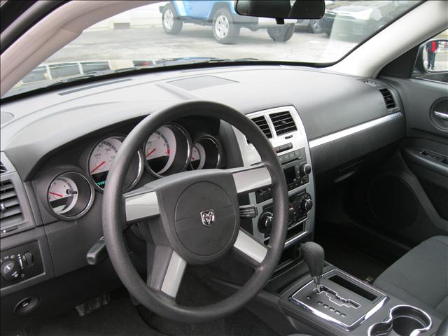 Dodge Charger 2010 photo 4