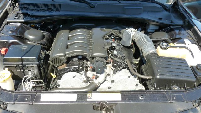 Dodge Charger 2010 photo 9