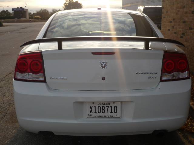 Dodge Charger 2010 photo 3