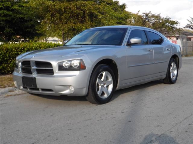Dodge Charger 2010 photo 2