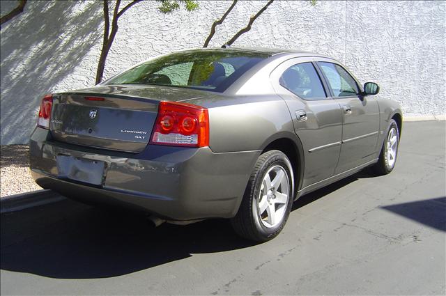 Dodge Charger 2010 photo 4