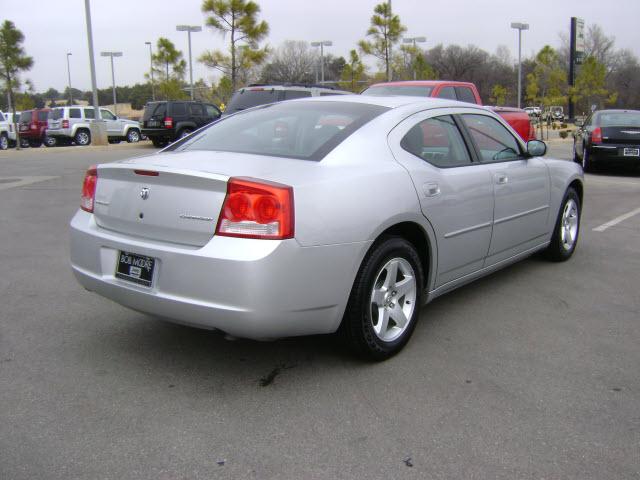 Dodge Charger 2010 photo 2