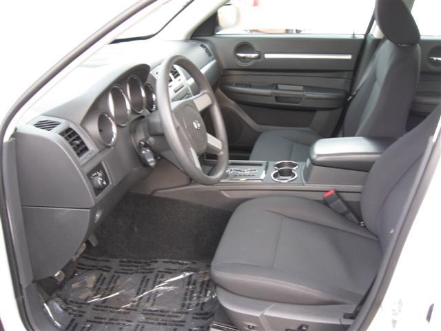 Dodge Charger 2010 photo 3