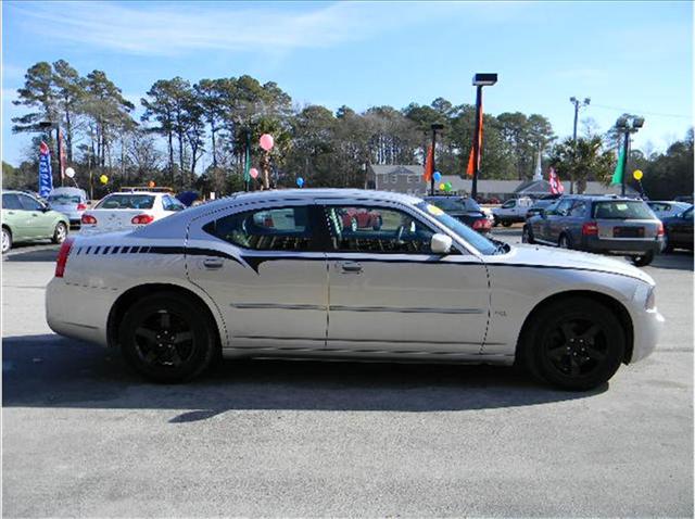 Dodge Charger 2010 photo 4