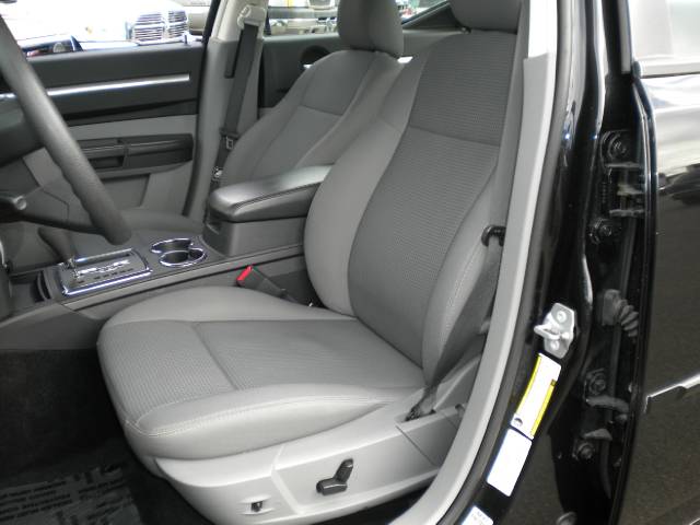 Dodge Charger 2010 photo 1