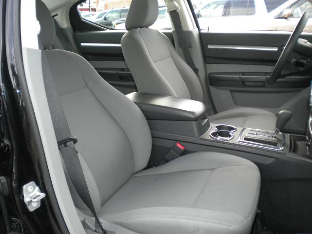 Dodge Charger 2010 photo 3