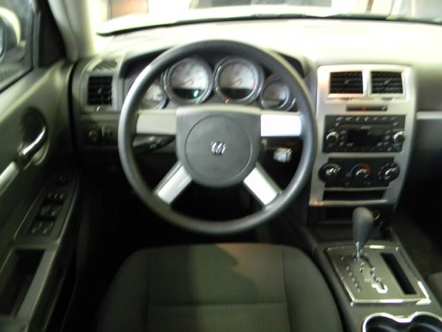 Dodge Charger 2010 photo 2