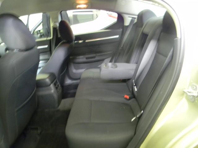 Dodge Charger 2010 photo 3