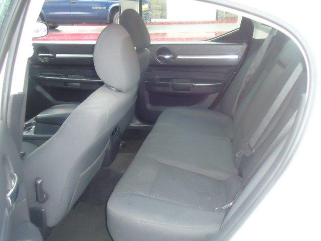 Dodge Charger 2010 photo 3