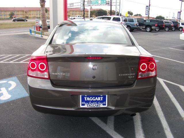 Dodge Charger 2010 photo 2