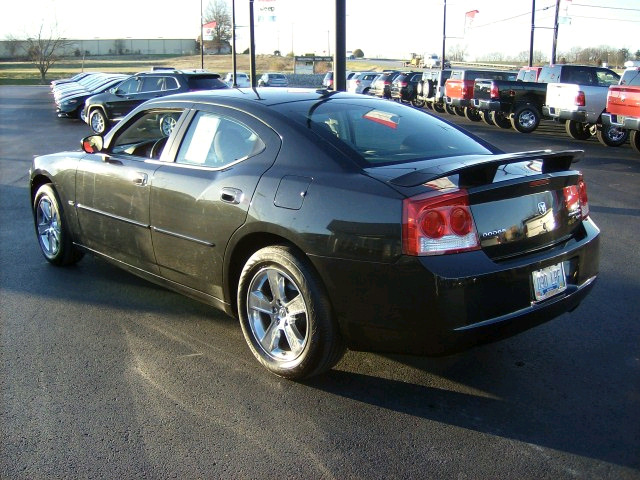 Dodge Charger 2010 photo 3