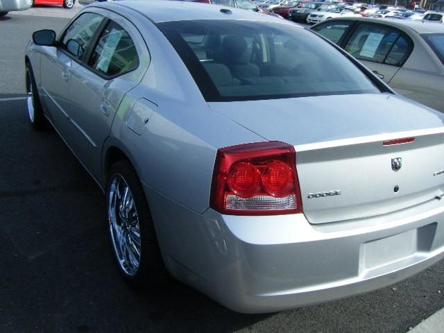 Dodge Charger 2010 photo 4