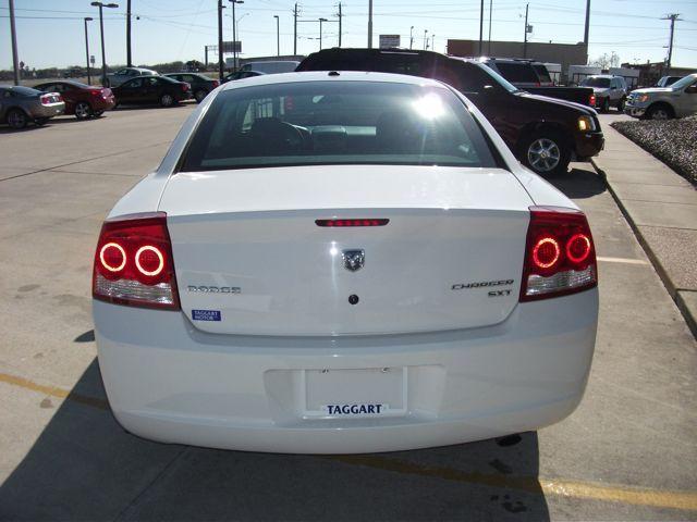 Dodge Charger 2010 photo 4