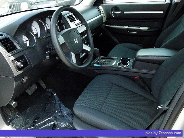 Dodge Charger 2010 photo 2