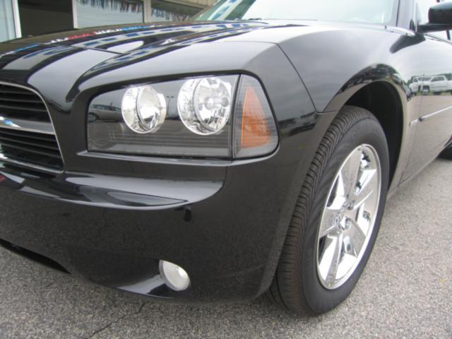 Dodge Charger 2010 photo 1