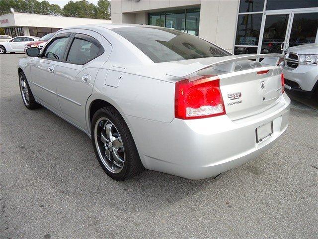 Dodge Charger 2010 photo 3