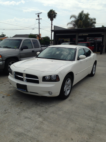 Dodge Charger 2010 photo 3