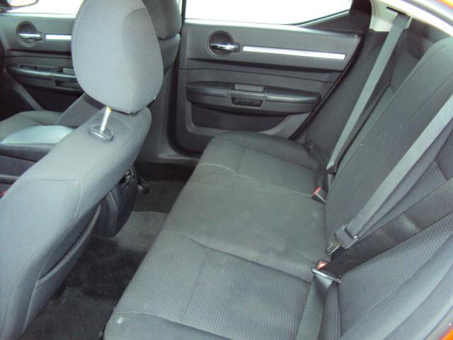 Dodge Charger 2010 photo 3