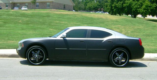 Dodge Charger 2010 photo 2