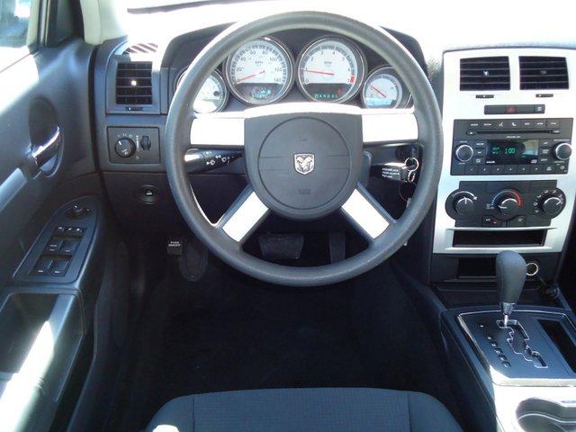 Dodge Charger 2010 photo 3