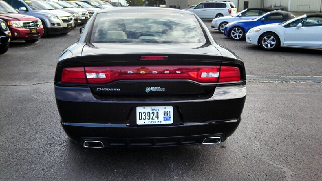 Dodge Charger 2011 photo 4