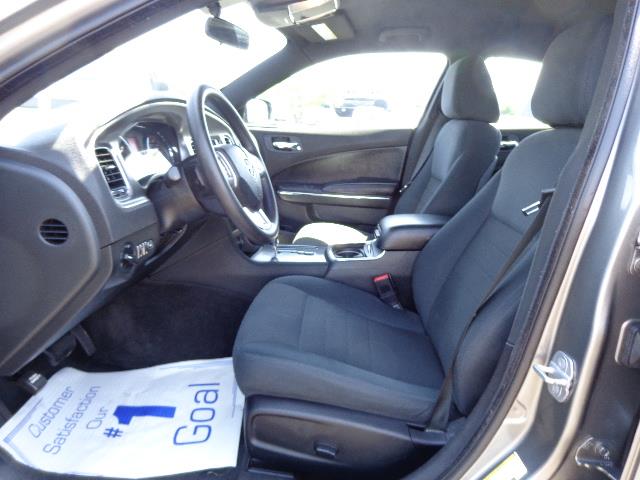 Dodge Charger 2011 photo 10