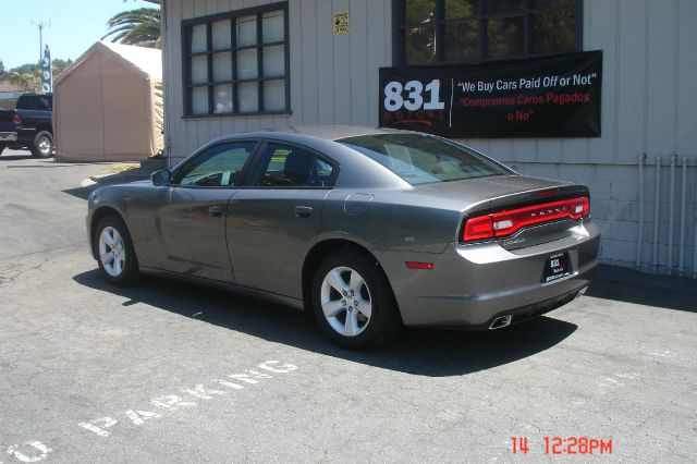 Dodge Charger 2011 photo 4