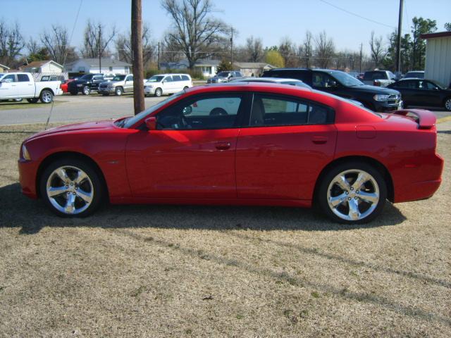 Dodge Charger 2011 photo 1