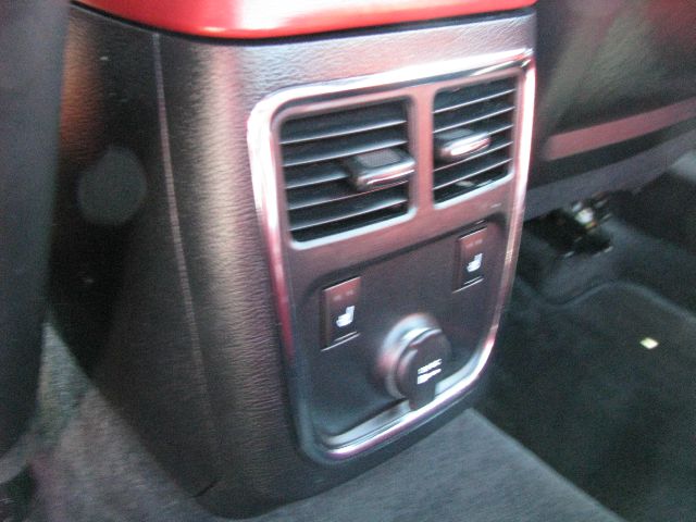 Dodge Charger 2011 photo 23