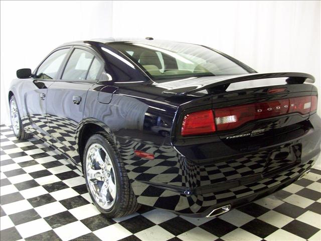 Dodge Charger 2011 photo 2