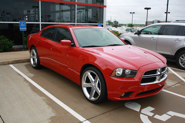 Dodge Charger 2011 photo 18