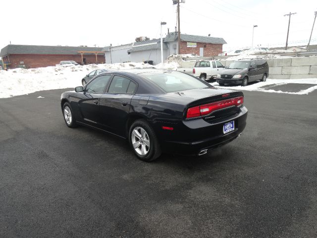 Dodge Charger 2011 photo 2