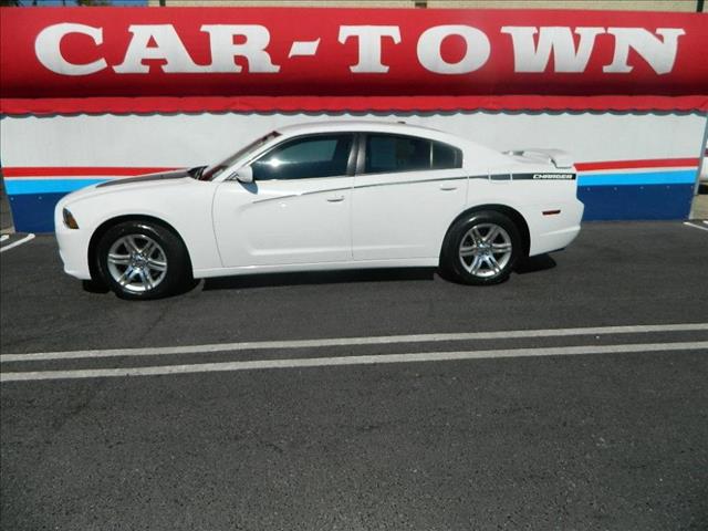Dodge Charger 2011 photo 2