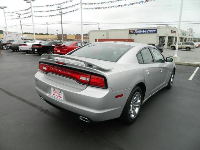 Dodge Charger 2012 photo 3