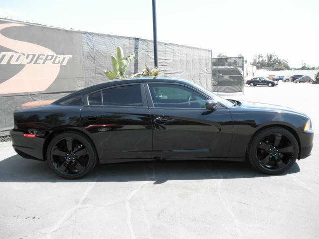 Dodge Charger 2012 photo 3