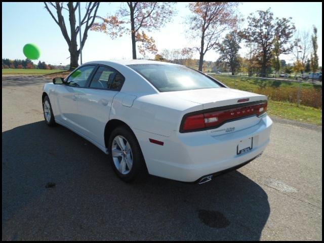 Dodge Charger 2012 photo 2