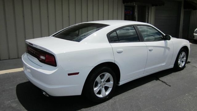 Dodge Charger 2013 photo 8
