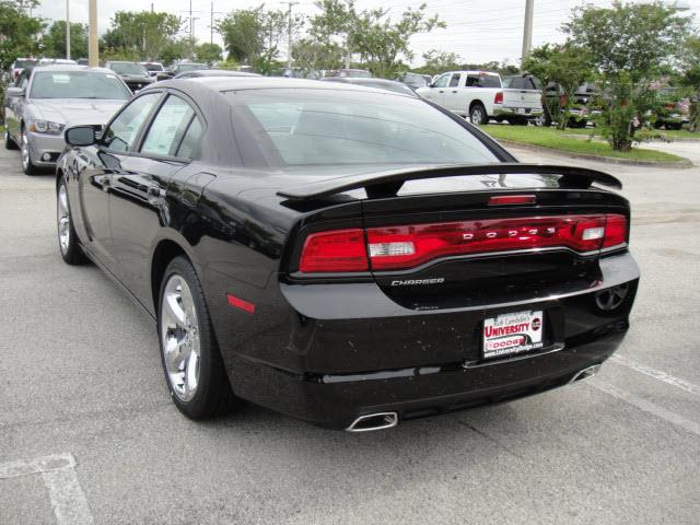 Dodge Charger SE Sedan