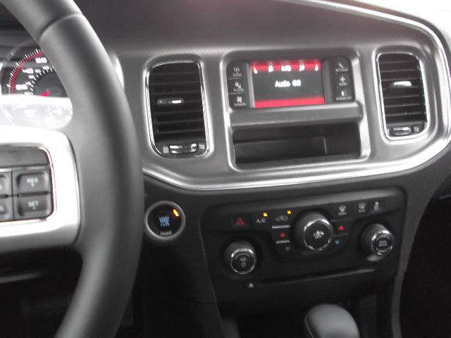 Dodge Charger 2013 photo 1