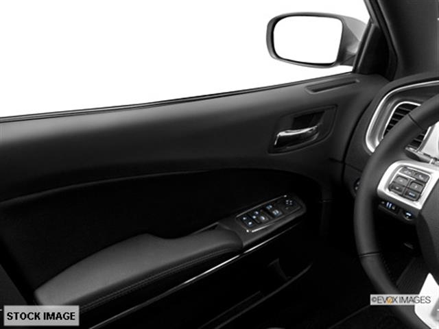 Dodge Charger 2014 photo 2