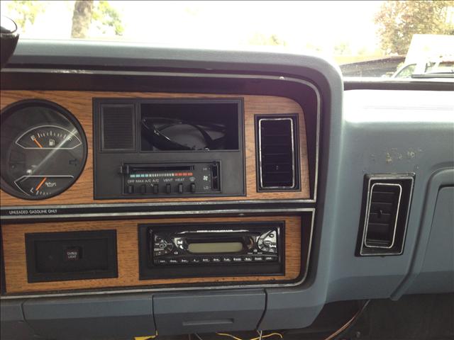 Dodge D100 Pickup 1987 photo 5