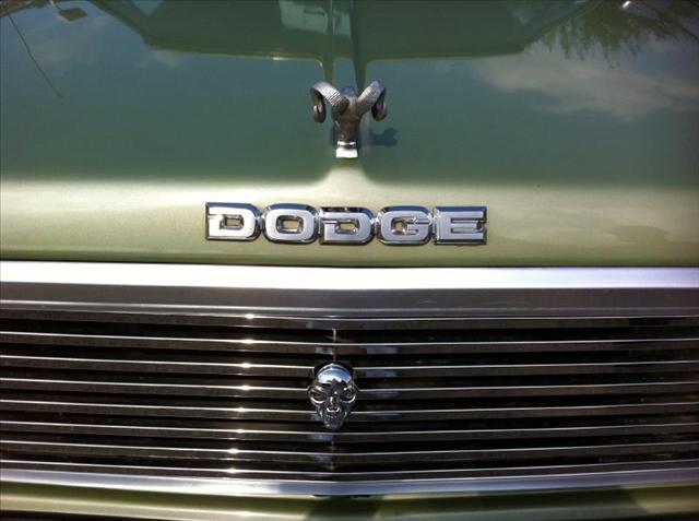 Dodge D100 Pickup 1988 photo 3
