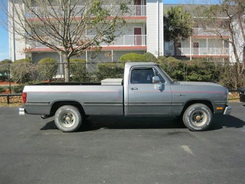 Dodge D150 Pickup Lariat Supercab Short Bed 2WD Other
