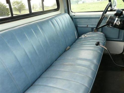 Dodge D250 Pickup 1983 photo 1