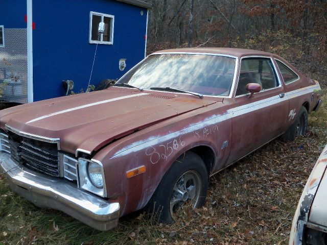 Dodge DUSTER R-T 1978 photo 1