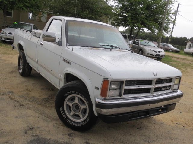 Dodge Dakota 1989 photo 17