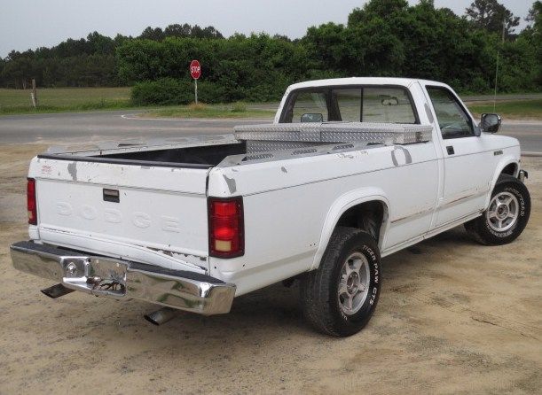 Dodge Dakota 1989 photo 61