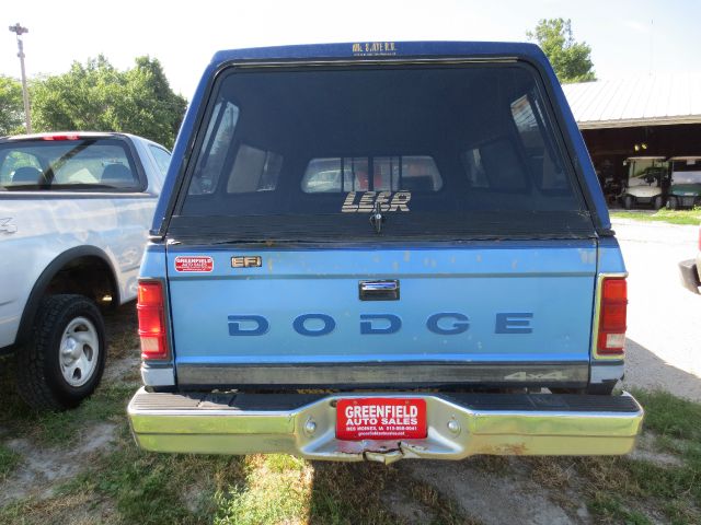 Dodge Dakota 1990 photo 2