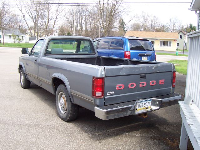 Dodge Dakota 5dr HB (natl) Hatchback Pickup Truck